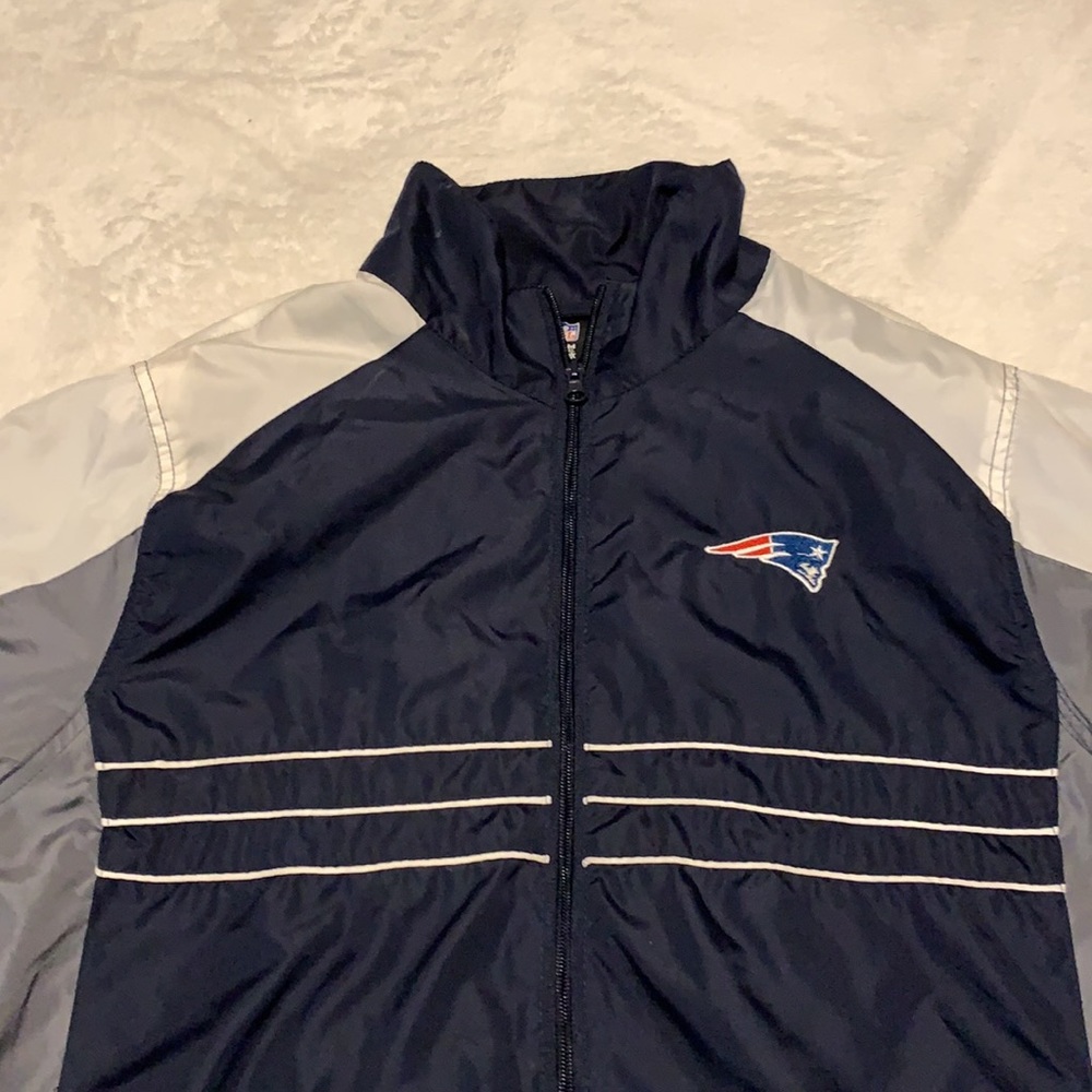 Patriots Lightweight Jacket - Picture 2 of 4